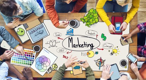 tai-sao-ban-nen-hoc-marketing-online