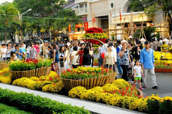 Mùng 5 tết 2019 vào ngày mấy dương lịch? Có nên ra đường ngày mùng 5 tết?